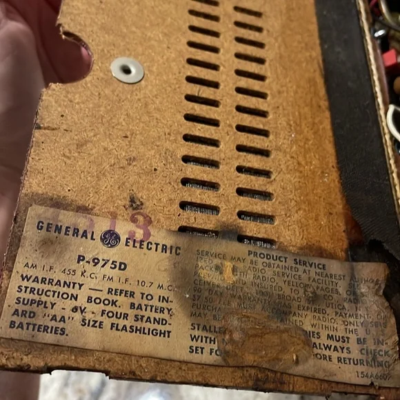 Vintage GE P975D Transistor Portable Radio General Electric AM FM Works Case - Picture 2 of 7